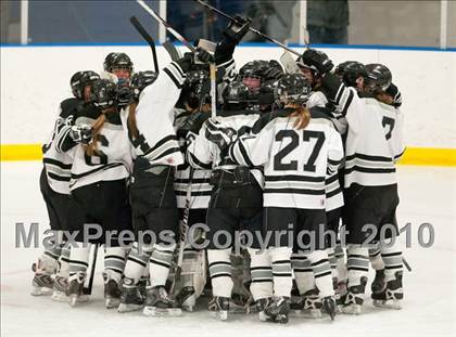 Thumbnail 2 in Stillwater vs Roseville (Section 4AA Semifinal) photogallery.