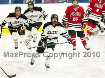 Thumbnail 3 in Stillwater vs Roseville (Section 4AA Semifinal) photogallery.