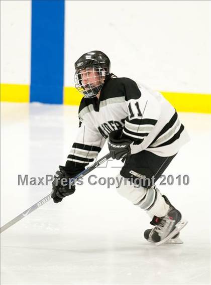 Thumbnail 3 in Stillwater vs Roseville (Section 4AA Semifinal) photogallery.