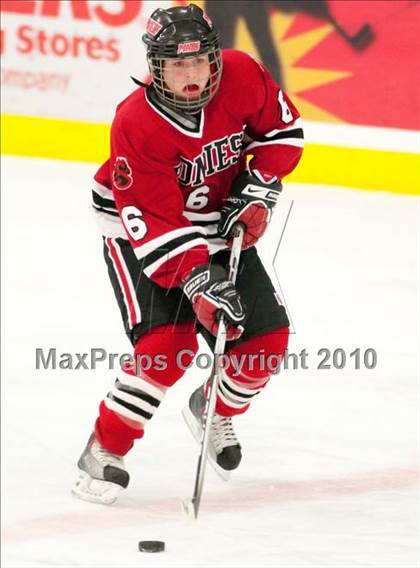 Thumbnail 2 in Stillwater vs Roseville (Section 4AA Semifinal) photogallery.