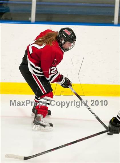 Thumbnail 2 in Stillwater vs Roseville (Section 4AA Semifinal) photogallery.