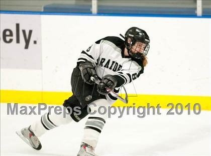 Thumbnail 3 in Stillwater vs Roseville (Section 4AA Semifinal) photogallery.