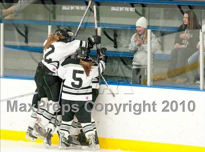 Thumbnail 3 in Stillwater vs Roseville (Section 4AA Semifinal) photogallery.