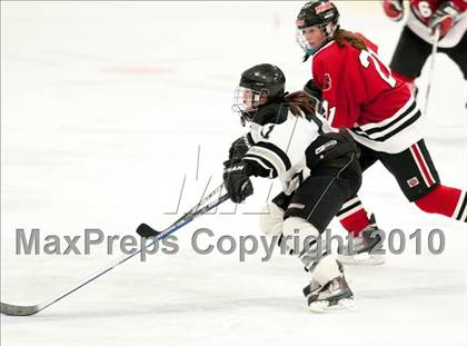 Thumbnail 2 in Stillwater vs Roseville (Section 4AA Semifinal) photogallery.
