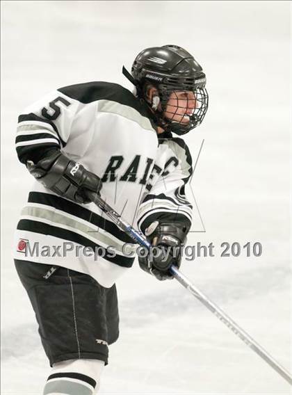 Thumbnail 1 in Stillwater vs Roseville (Section 4AA Semifinal) photogallery.