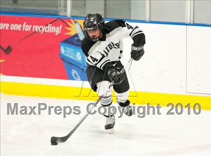 Thumbnail 2 in Stillwater vs Roseville (Section 4AA Semifinal) photogallery.