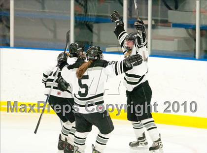 Thumbnail 3 in Stillwater vs Roseville (Section 4AA Semifinal) photogallery.