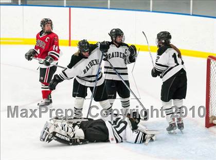 Thumbnail 1 in Stillwater vs Roseville (Section 4AA Semifinal) photogallery.