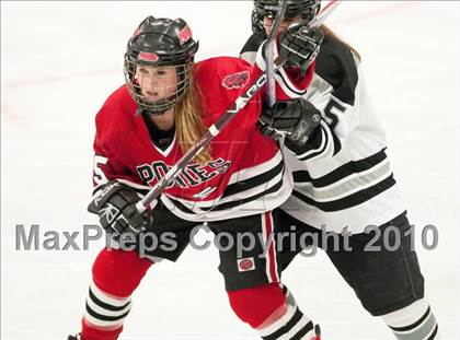Thumbnail 3 in Stillwater vs Roseville (Section 4AA Semifinal) photogallery.