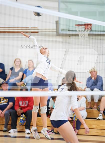 Thumbnail 2 in Berean Christian @ College Prep photogallery.