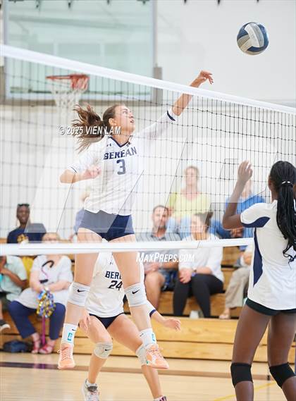 Thumbnail 1 in Berean Christian @ College Prep photogallery.