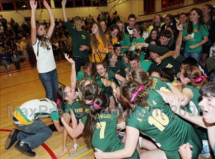 Thumbnail 1 in Granada vs. San Ramon Valley (CIF NCS D1 Final) photogallery.