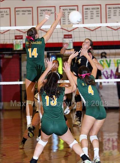Thumbnail 3 in Granada vs. San Ramon Valley (CIF NCS D1 Final) photogallery.