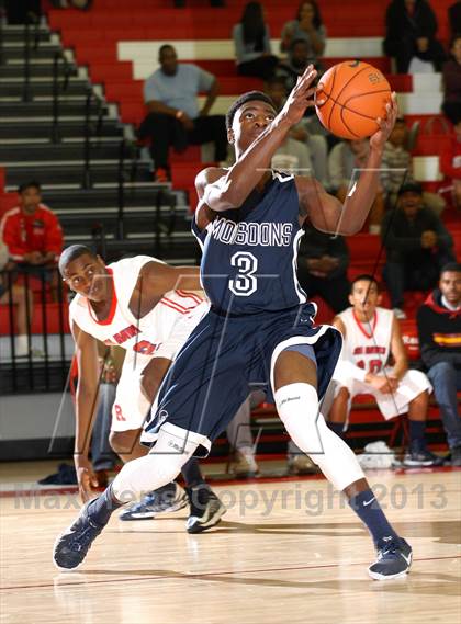 Thumbnail 2 in Mayfair @ Redondo Union (Pacific Shores Tournament) photogallery.
