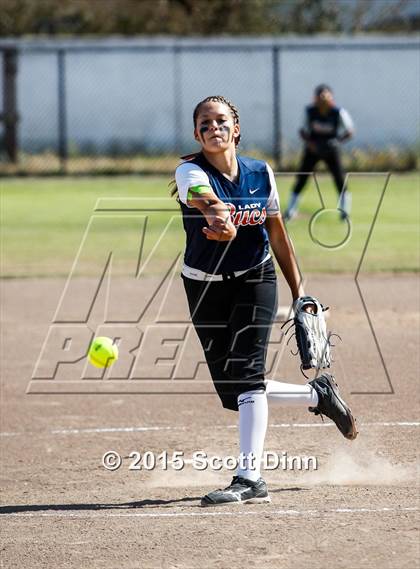 Thumbnail 2 in Balboa vs Lowell (CIF SFCS AAA Finals) photogallery.