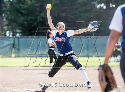 Thumbnail 3 in Balboa vs Lowell (CIF SFCS AAA Finals) photogallery.