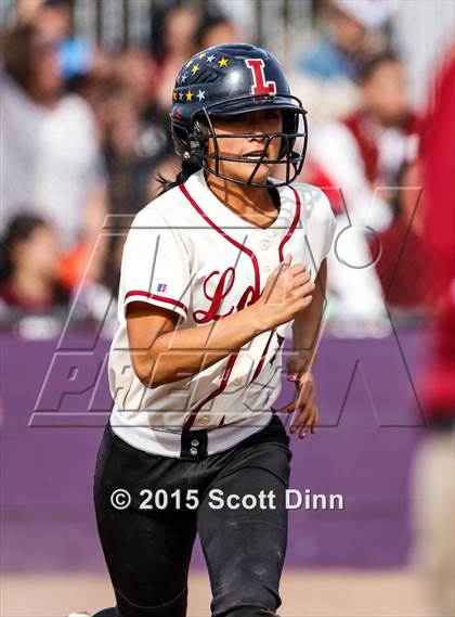 Thumbnail 3 in Balboa vs Lowell (CIF SFCS AAA Finals) photogallery.