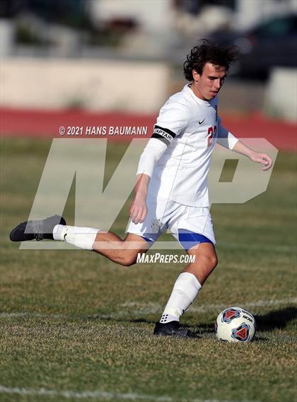 Thumbnail 2 in Reno @ Truckee photogallery.