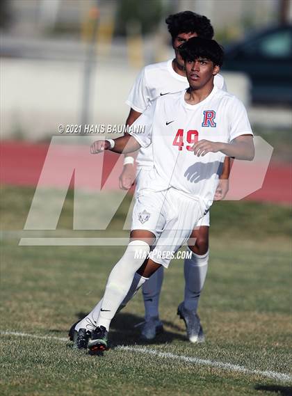 Thumbnail 3 in Reno @ Truckee photogallery.