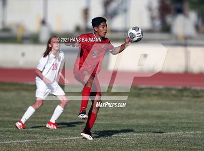 Thumbnail 3 in Reno @ Truckee photogallery.