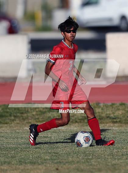 Thumbnail 2 in Reno @ Truckee photogallery.