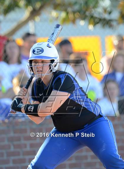 Thumbnail 2 in Erath @ Brusly (LHSAA 3A 2nd Round Playoffs) photogallery.