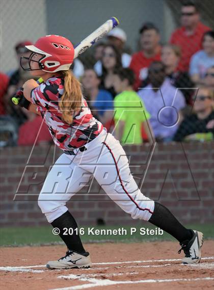 Thumbnail 3 in Erath @ Brusly (LHSAA 3A 2nd Round Playoffs) photogallery.