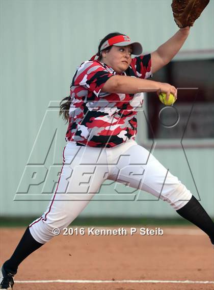 Thumbnail 3 in Erath @ Brusly (LHSAA 3A 2nd Round Playoffs) photogallery.