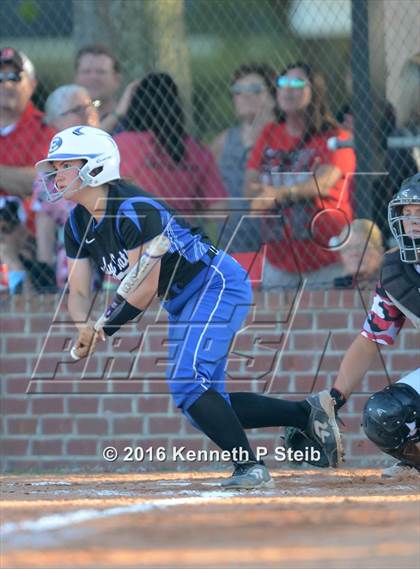 Thumbnail 2 in Erath @ Brusly (LHSAA 3A 2nd Round Playoffs) photogallery.