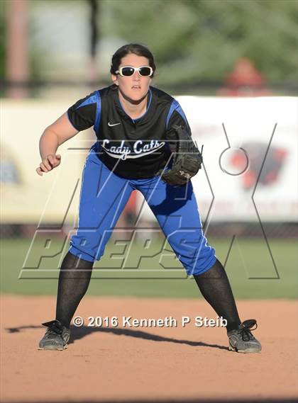 Thumbnail 3 in Erath @ Brusly (LHSAA 3A 2nd Round Playoffs) photogallery.
