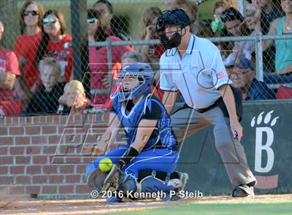 Thumbnail 2 in Erath @ Brusly (LHSAA 3A 2nd Round Playoffs) photogallery.