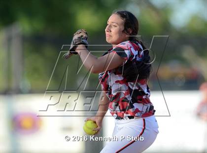 Thumbnail 2 in Erath @ Brusly (LHSAA 3A 2nd Round Playoffs) photogallery.