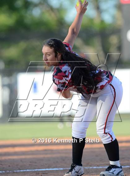 Thumbnail 2 in Erath @ Brusly (LHSAA 3A 2nd Round Playoffs) photogallery.