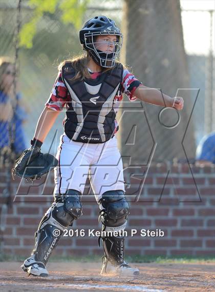 Thumbnail 1 in Erath @ Brusly (LHSAA 3A 2nd Round Playoffs) photogallery.