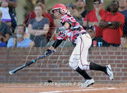 Thumbnail 2 in Erath @ Brusly (LHSAA 3A 2nd Round Playoffs) photogallery.