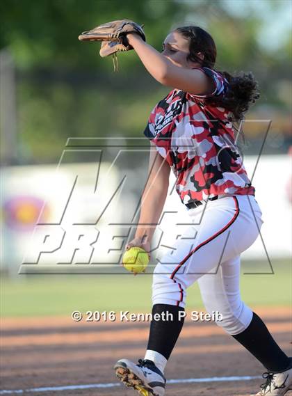 Thumbnail 1 in Erath @ Brusly (LHSAA 3A 2nd Round Playoffs) photogallery.