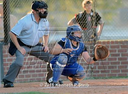 Thumbnail 1 in Erath @ Brusly (LHSAA 3A 2nd Round Playoffs) photogallery.
