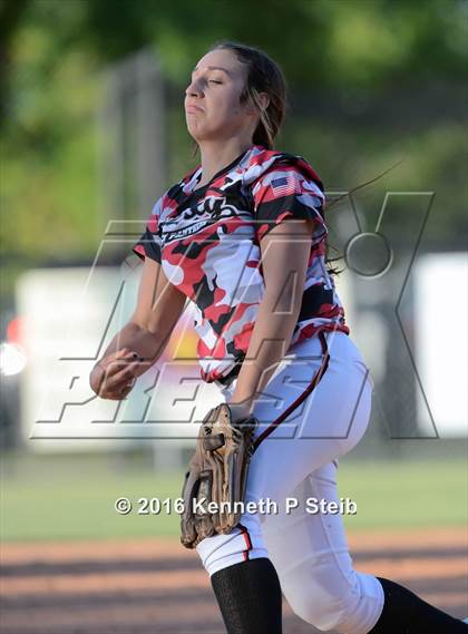 Thumbnail 1 in Erath @ Brusly (LHSAA 3A 2nd Round Playoffs) photogallery.