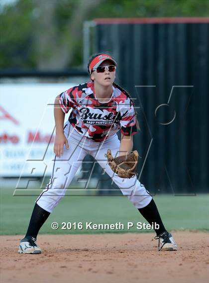 Thumbnail 3 in Erath @ Brusly (LHSAA 3A 2nd Round Playoffs) photogallery.