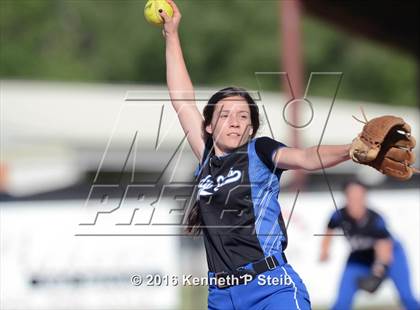 Thumbnail 2 in Erath @ Brusly (LHSAA 3A 2nd Round Playoffs) photogallery.