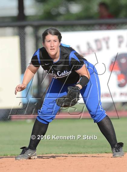 Thumbnail 2 in Erath @ Brusly (LHSAA 3A 2nd Round Playoffs) photogallery.