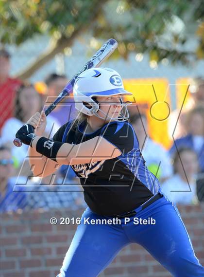 Thumbnail 1 in Erath @ Brusly (LHSAA 3A 2nd Round Playoffs) photogallery.