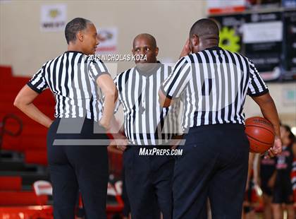 Thumbnail 1 in North Torrance vs. Palos Verdes (Battle at the Beach) photogallery.