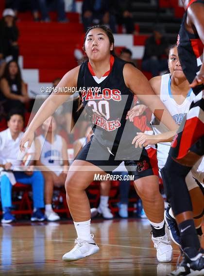 Thumbnail 2 in North Torrance vs. Palos Verdes (Battle at the Beach) photogallery.