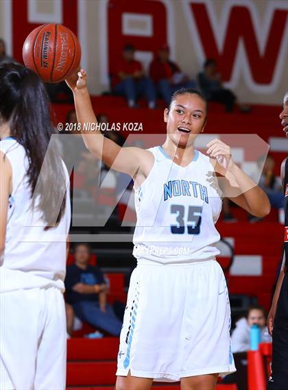 Thumbnail 2 in North Torrance vs. Palos Verdes (Battle at the Beach) photogallery.