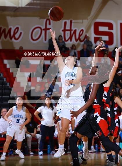Thumbnail 2 in North Torrance vs. Palos Verdes (Battle at the Beach) photogallery.