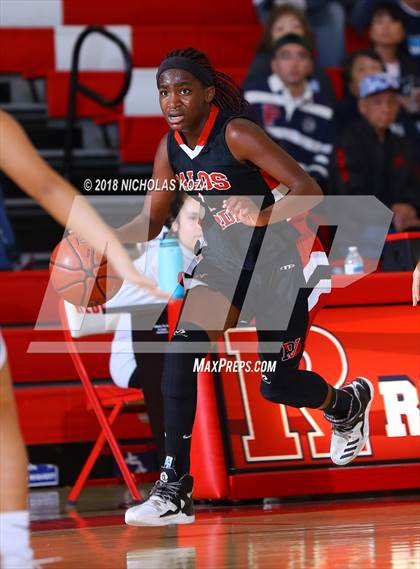 Thumbnail 1 in North Torrance vs. Palos Verdes (Battle at the Beach) photogallery.