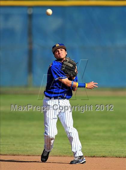 Thumbnail 1 in South Hills @ Charter Oak photogallery.