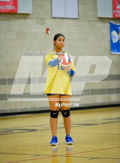 Thumbnail 1 in FR: Empire vs Marana photogallery.