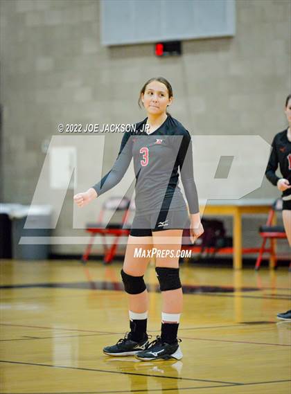 Thumbnail 2 in FR: Empire vs Marana photogallery.